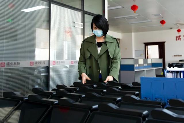 章管家签约银鹰建设集团，服务江西民营企业100强